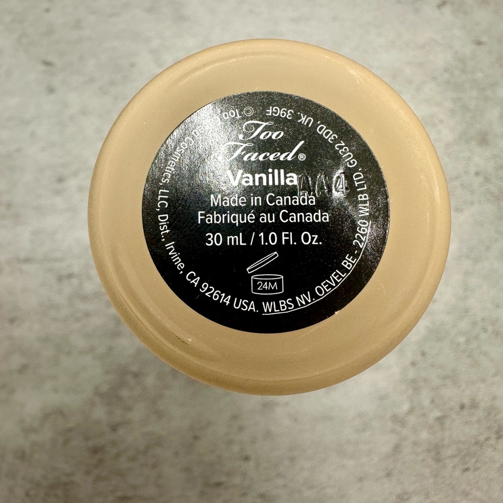 Too Faced Born This Way Foundation – Shade Vanilla - Picture 2 of 7
